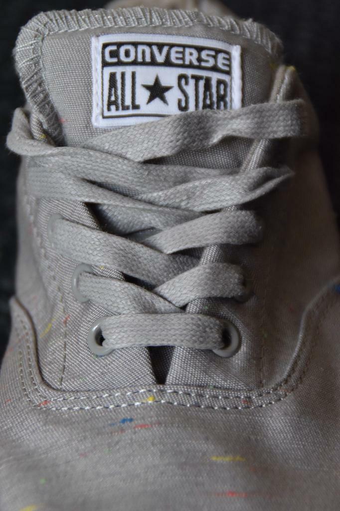 grey converse size 8